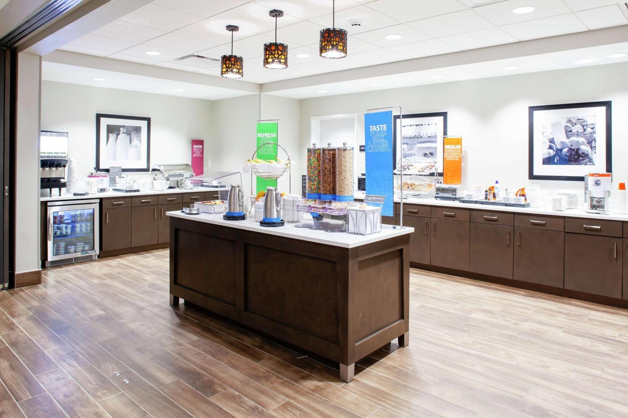 Hampton Inn & Suites Overland Park South Stanley Εξωτερικό φωτογραφία